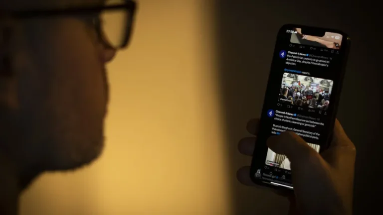 Common Everyday Habits That May Be Harming Your Mental Health