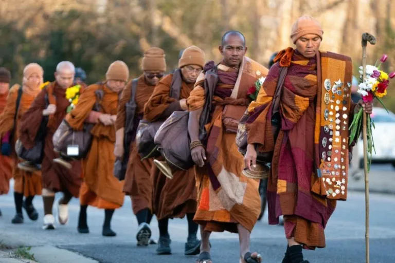 Finding happiness through mindfulness in 2026