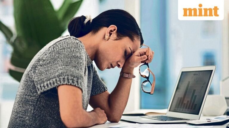 How stressed are you? What weight changes, acne and chronic fatigue are telling you menu