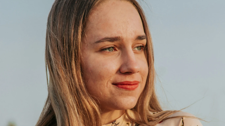 You Can Almost Always Tell Someone Has High Emotional IQ By These 5 Behaviors That Are Obvious Once You See Them YourTango