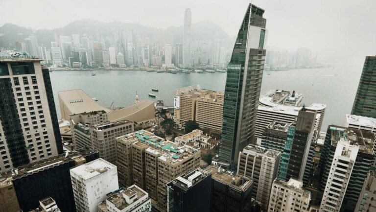 19 Cities Including London, San Francisco, Hong Kong Achieve ‘Remarkable Reductions’ in Air Pollution 19 Cities Including London, San Francisco, Hong Kong Achieve ‘Remarkable Reductions’ in Air Pollution