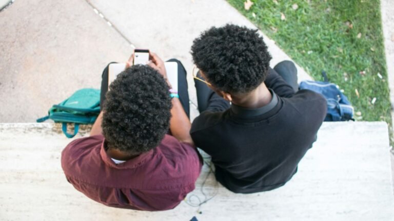 Experts weigh in on online racism’s impact on mental health Experts weigh in on online racism’s impact on mental health