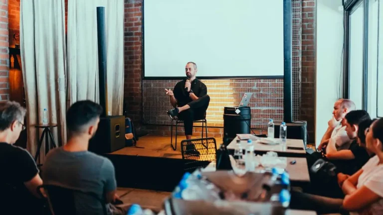 8 Powerful TED Talks That Will Blow You Away 8 Powerful TED Talks That Will Blow You Away