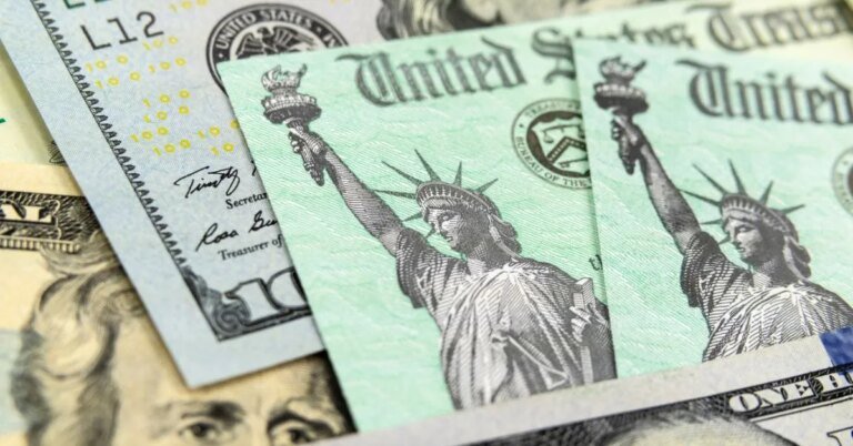 Here’s the Average Social Security Benefit at Ages 62, 67, and 70 Here's the Average Social Security Benefit at Ages 62, 67, and 70