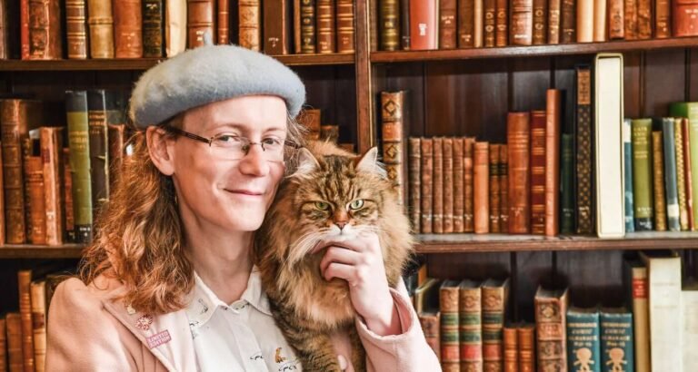 Meet the Oxford Library Cat Who’s Purr-fectly Content Being the Unofficial College Mascot