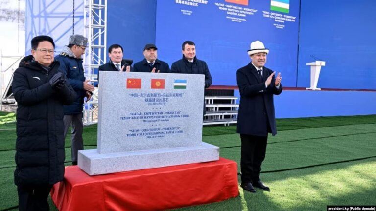 New Railway Between Europe and China to Shave a Week Off Delivery Times, Boost Kyrgyzstan Economy New Railway Between Europe and China to Shave a Week Off Delivery Times, Boost Kyrgyzstan Economy
