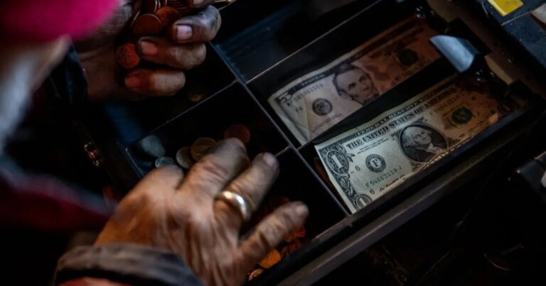 Social Security COLA projected at 2.8% for 2027, same as 2026 — What this means amid inflation Social Security COLA projected at 2.8% for 2027, same as 2026 — What this means amid inflation