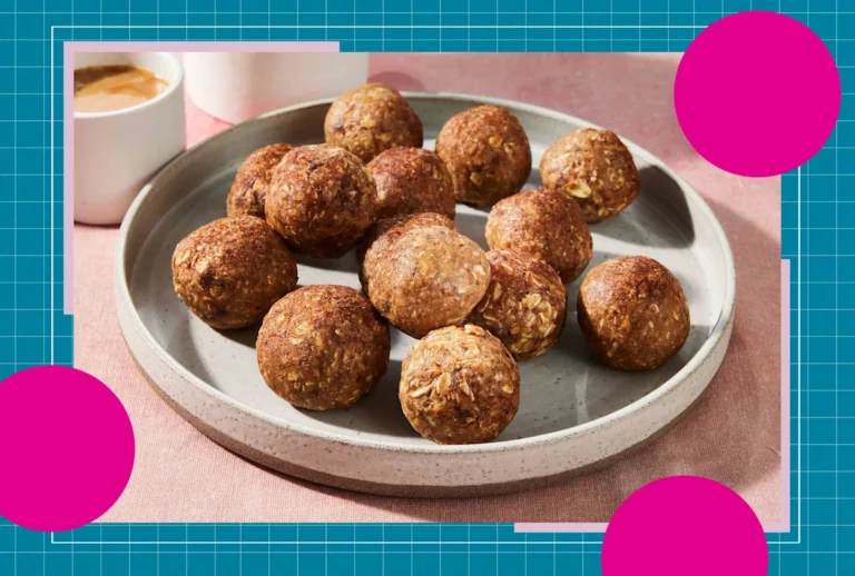 The #1 Late-Night Snack to Help Reduce Anxiety, Recommended by Dietitians