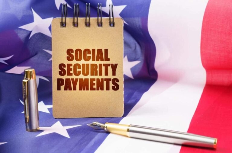 This is the Average Social Security Benefit at Every Age This is the Average Social Security Benefit at Every Age