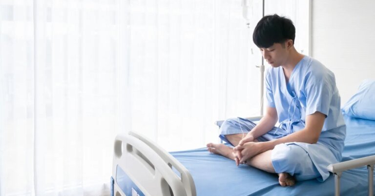 When Trauma Awareness Stops at the Hospital Door When Trauma Awareness Stops at the Hospital Door