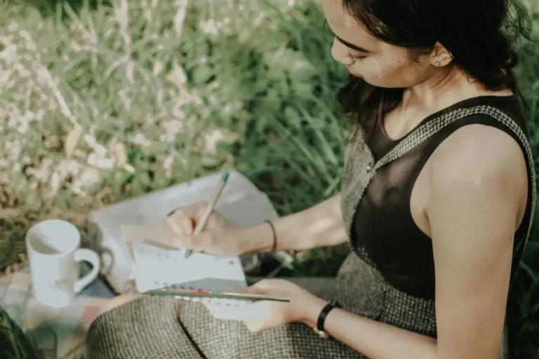 Why You Should Keep a Nature Awareness Journal for Anxiety Why You Should Keep a Nature Awareness Journal for Anxiety