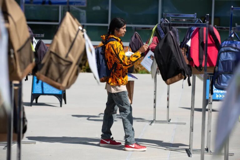 ‘Send Silence Packing:’ El Camino College raises awareness of suicide – Daily News ‘Send Silence Packing:’ El Camino College raises awareness of suicide – Daily News