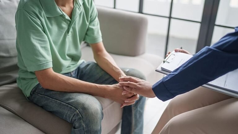 Anxiety and depression drive global mental health surge to 1.2 billion, study Anxiety and depression drive global mental health surge to 1.2 billion, study