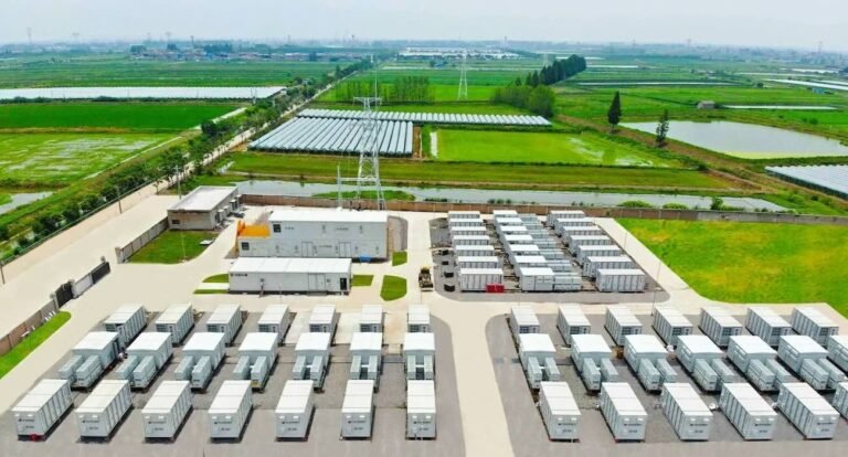Batteries That Use Sodium Instead of Lithium Could Be Low-Cost Rival to Tesla’s Batteries That Use Sodium Instead of Lithium Could Be Low-Cost Rival to Tesla’s