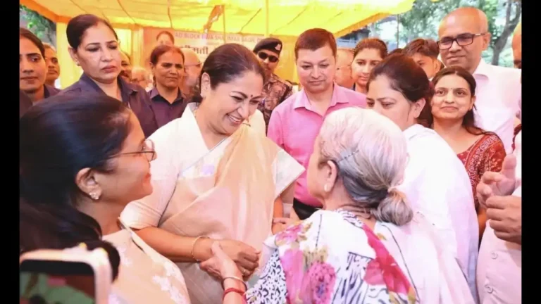 Delhi to promote menstrual health awareness, plans medical rooms in schools Delhi to promote menstrual health awareness, plans medical rooms in schools