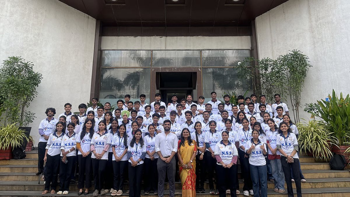 Saraswati College NSS Volunteers Conduct 124 Social Initiatives During Academic Year Saraswati College NSS Volunteers Conduct 124 Social Initiatives During Academic Year