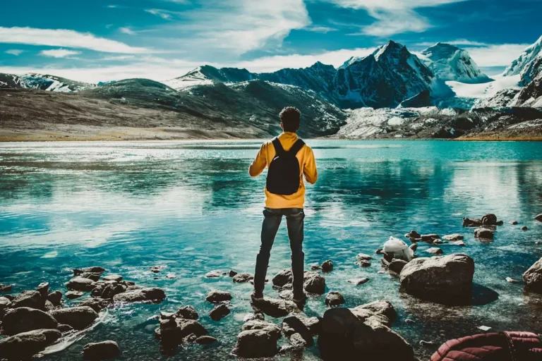 5 Beneficial Tips to Letting Go of Your Old Self & Allowing Growth