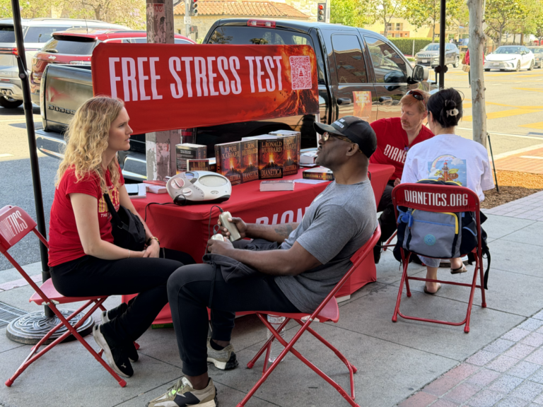 Dianetics Volunteers Close Out Mental Health Awareness Month Across Los Angeles