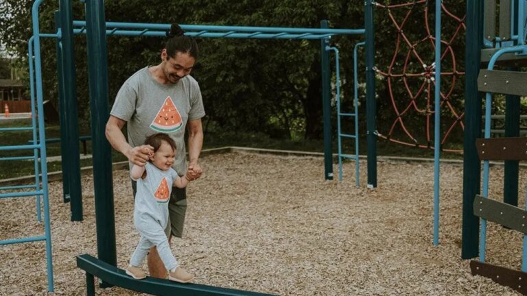 Raising resilient kids in a hyper-connected world – Baltimore Sun Raising resilient kids in a hyper-connected world – Baltimore Sun