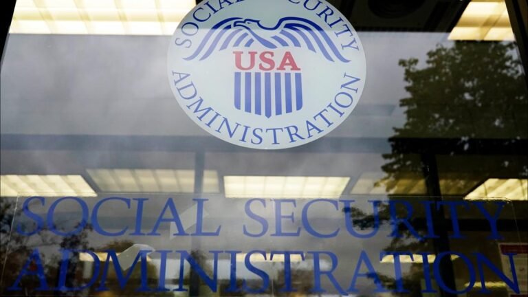Social Security trustees urge Congress to act before funds may run dry