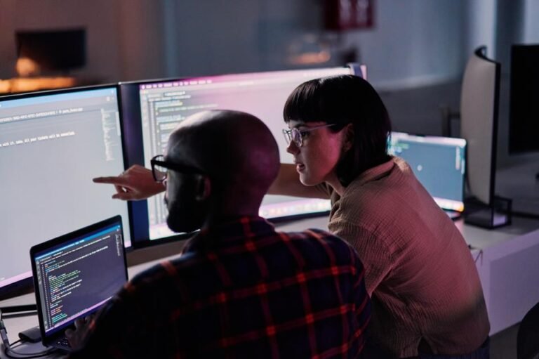 Using Purpose-Built AI For Mental Health To Protect You From Questionable Psychological Advice By Ordinary AI Chatbots Using Purpose-Built AI For Mental Health To Protect You From Questionable Psychological Advice By Ordinary AI Chatbots