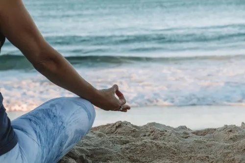 52 Mindful Morning Quotes to Bring You Daily Clarity and Insight 52 Mindful Morning Quotes to Bring You Daily Clarity and Insight