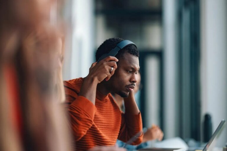 How Leaders Can Offer Better Support For Neurodiverse Workers