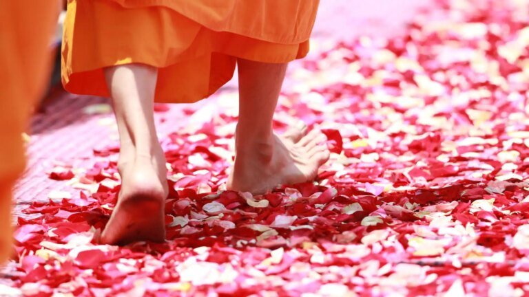 How to practice walking meditation How to practice walking meditation