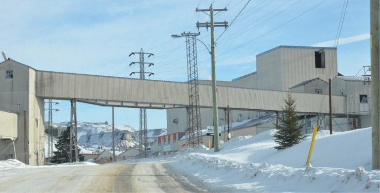 Quebec Firm Pioneers Cyanide-Free Gold Extraction and Arsenic Capture to Clean up Mining Industry Quebec Firm Pioneers Cyanide-Free Gold Extraction and Arsenic Capture to Clean up Mining Industry