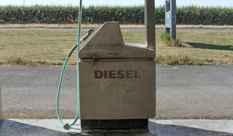Simply Add Water to Diesel Fuel to Cut Engine Pollution by 67%–with No Loss in Efficiency