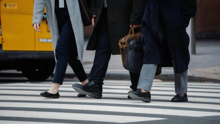 Smart ways to stay fit while commuting Smart ways to stay fit while commuting