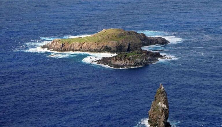 270,000 Square Miles Around Easter Island to Become Indigenous-Managed Ocean Reserve