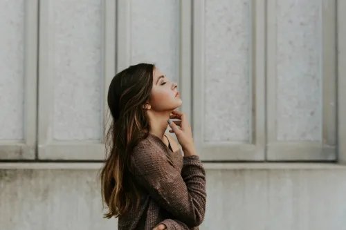 4 Hard but Necessary Life Lessons We All Learn by Letting Things Go 4 Hard but Necessary Life Lessons We All Learn by Letting Things Go