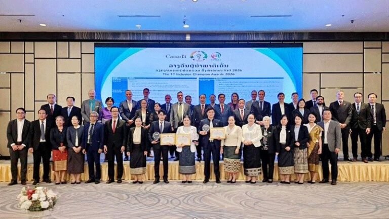 Awards boost efforts to advance inclusive healthcare in Laos Awards boost efforts to advance inclusive healthcare in Laos