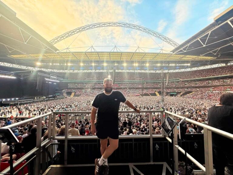 Bringing the thrill of live music to deaf audiences – with the help of air guitar Bringing the thrill of live music to deaf audiences – with the help of air guitar
