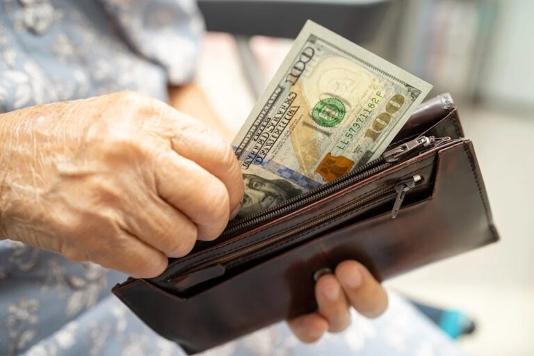 His Planner Said Never to Spend Principal. Protecting the 401(k) Prompted Him to Claim Social Security at 62. His Planner Said Never to Spend Principal. Protecting the 401(k) Prompted Him to Claim Social Security at 62.