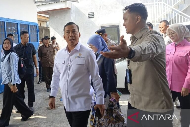 Indonesia expands child-friendly spaces to support mental health