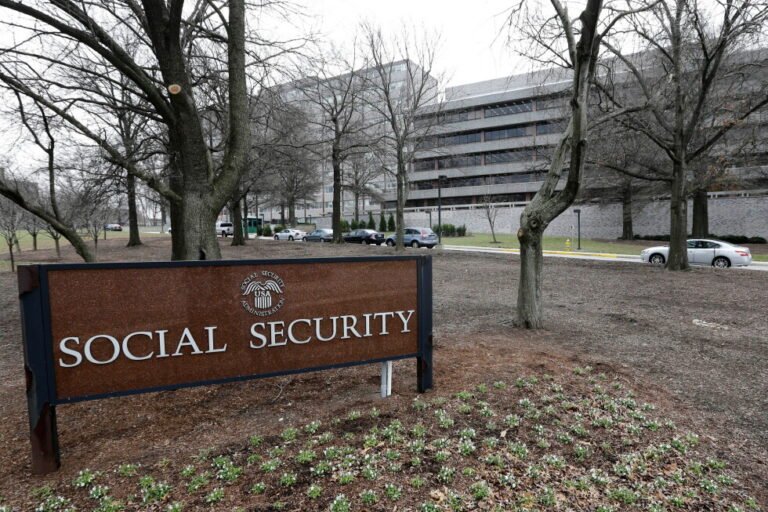Lawmakers are floating options to avoid a Social Security cut in six years Lawmakers are floating options to avoid a Social Security cut in six years