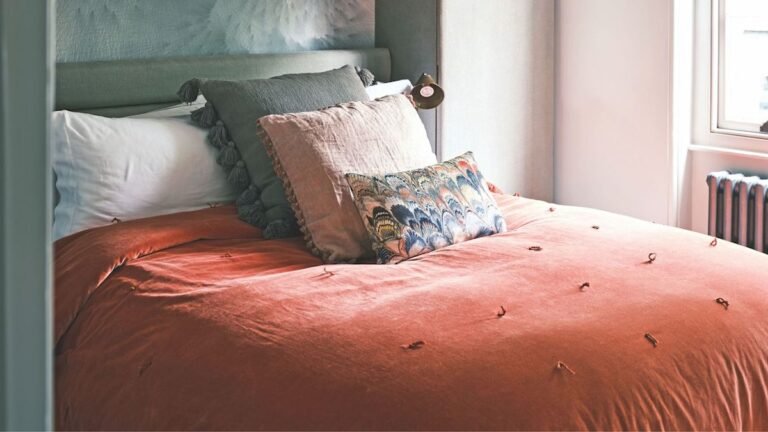 Psychologists Share the 5 Healthy Home Habits People Who Make the Bed Every Morning Also Have Psychologists Share the 5 Healthy Home Habits People Who Make the Bed Every Morning Also Have