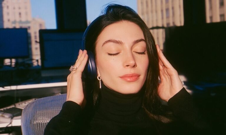 The Hidden Cost of Mental Noise: Why Stillness is the Ultimate Founder Hack The Hidden Cost of Mental Noise: Why Stillness is the Ultimate Founder Hack