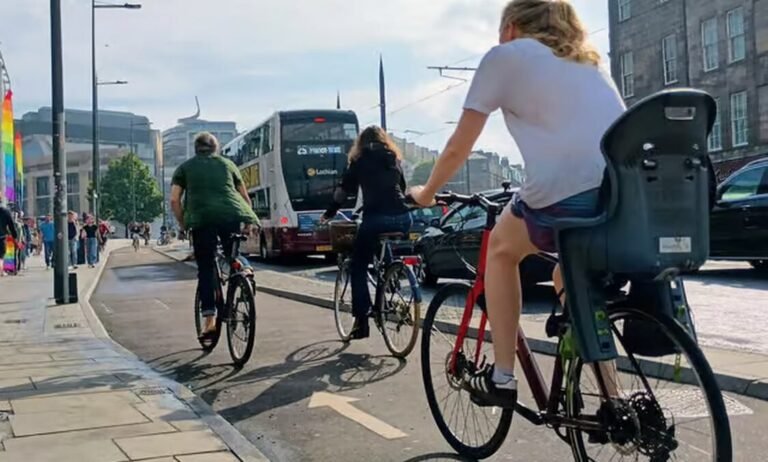 Bikes Outnumbered Cars on Scottish Rush Hour Route for the First Time Ever Bikes Outnumbered Cars on Scottish Rush Hour Route for the First Time Ever