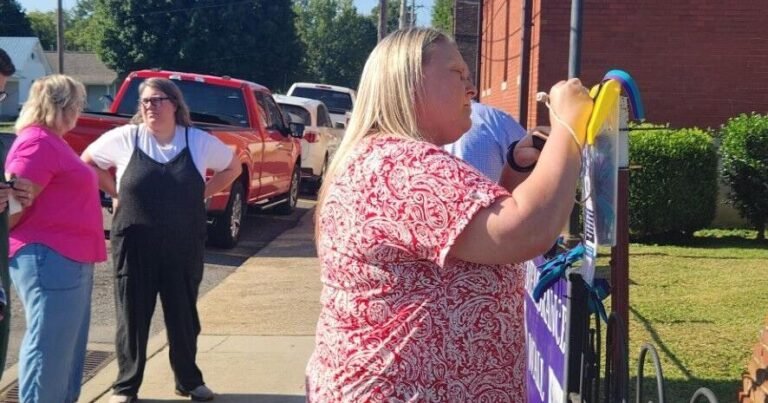 Remembrance Wall raises awareness about suicide prevention | Hartsville Remembrance Wall raises awareness about suicide prevention | Hartsville