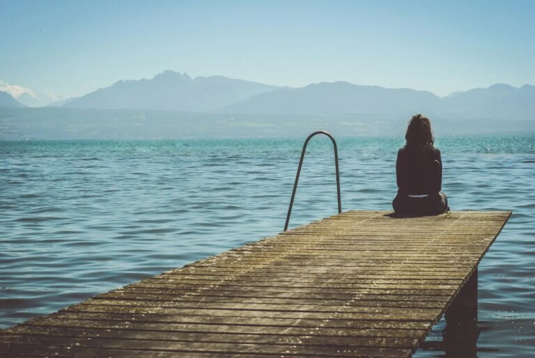 5 Affirming Mantras to Ease Your Mind in Hard Times 5 Affirming Mantras to Ease Your Mind in Hard Times