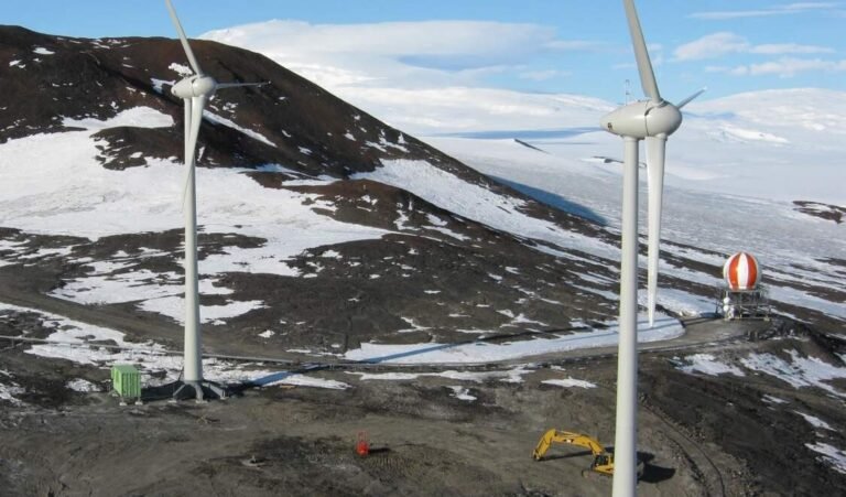 Antarctica’s Wind Farm Saves 122,000 Gallons of Diesel Over 15 Years Powering McMurdo Station Antarctica's Wind Farm Saves 122,000 Gallons of Diesel Over 15 Years Powering McMurdo Station