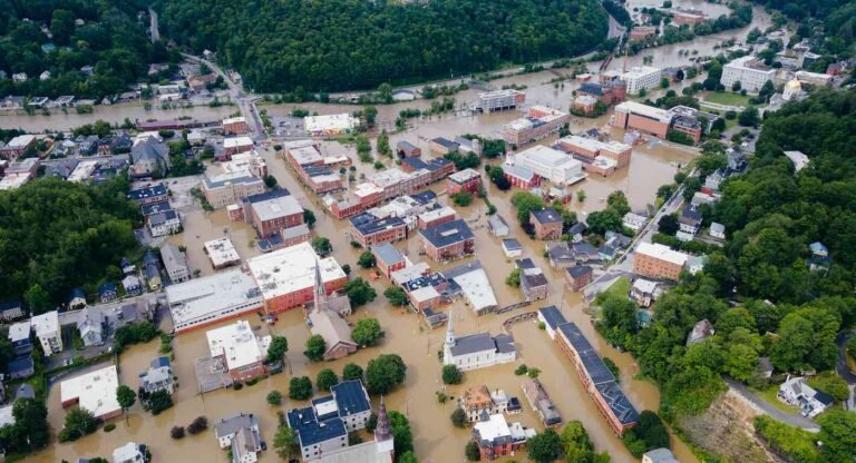 Flood Worries? Tape Can Block 99% of Water Compared to Expensive Sandbags That Break Your Back Flood Worries? Tape Can Block 99% of Water Compared to Expensive Sandbags That Break Your Back