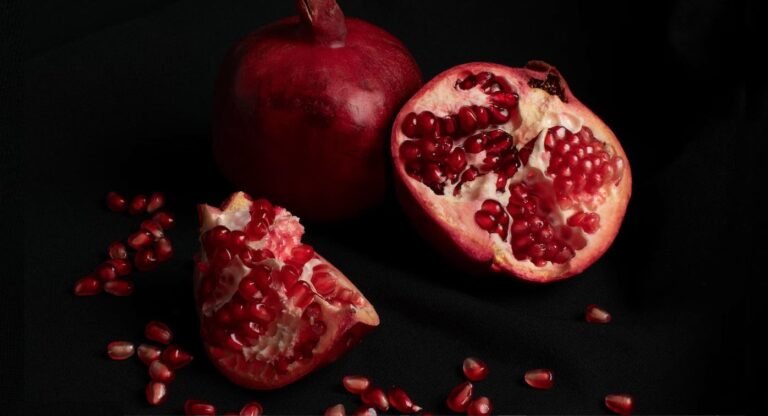 Pomegranates, Walnuts and Berries Could Unlock Heart Failure Treatment By Producing Urolithin A Pomegranates, Walnuts and Berries Could Unlock Heart Failure Treatment By Producing Urolithin A